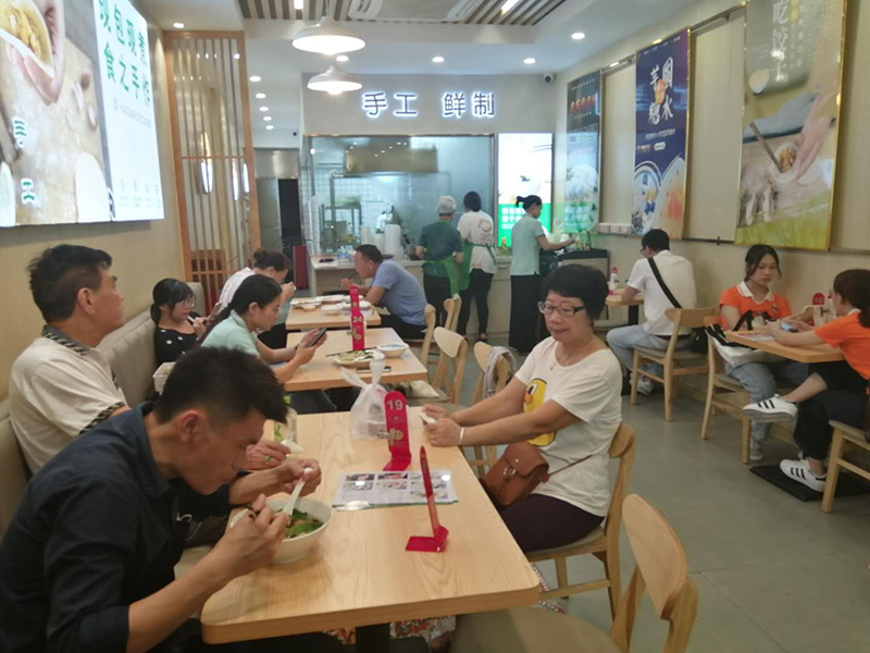 開(kāi)手工現(xiàn)包餃子店未來(lái)的經(jīng)營(yíng)模式與發(fā)展方向